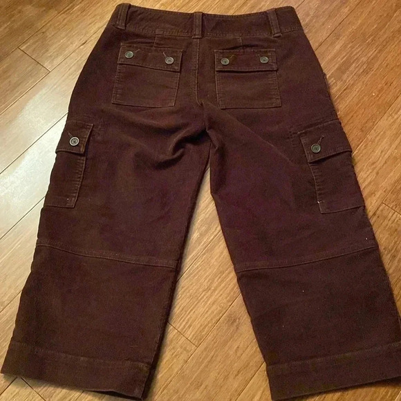 Abercrombie brown corduroy capri cargo pants - size 2 - great condition - Picture 5 of 6